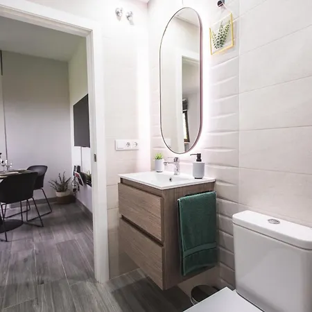 Entrepuentes Junto A Centro Historico Apartment *