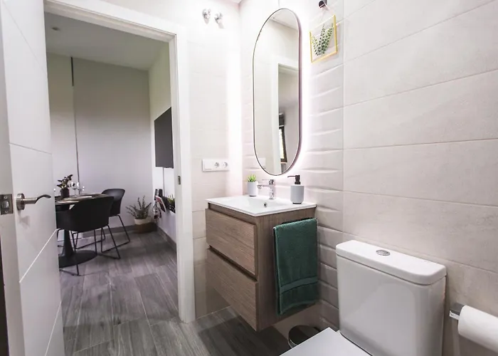 Entrepuentes Junto A Centro Historico Apartment *